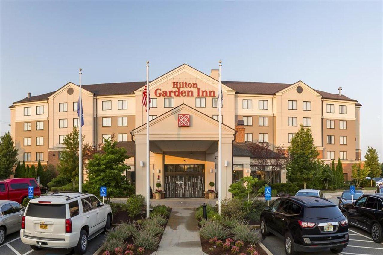 Hilton Garden Inn Плимут Экстерьер фото