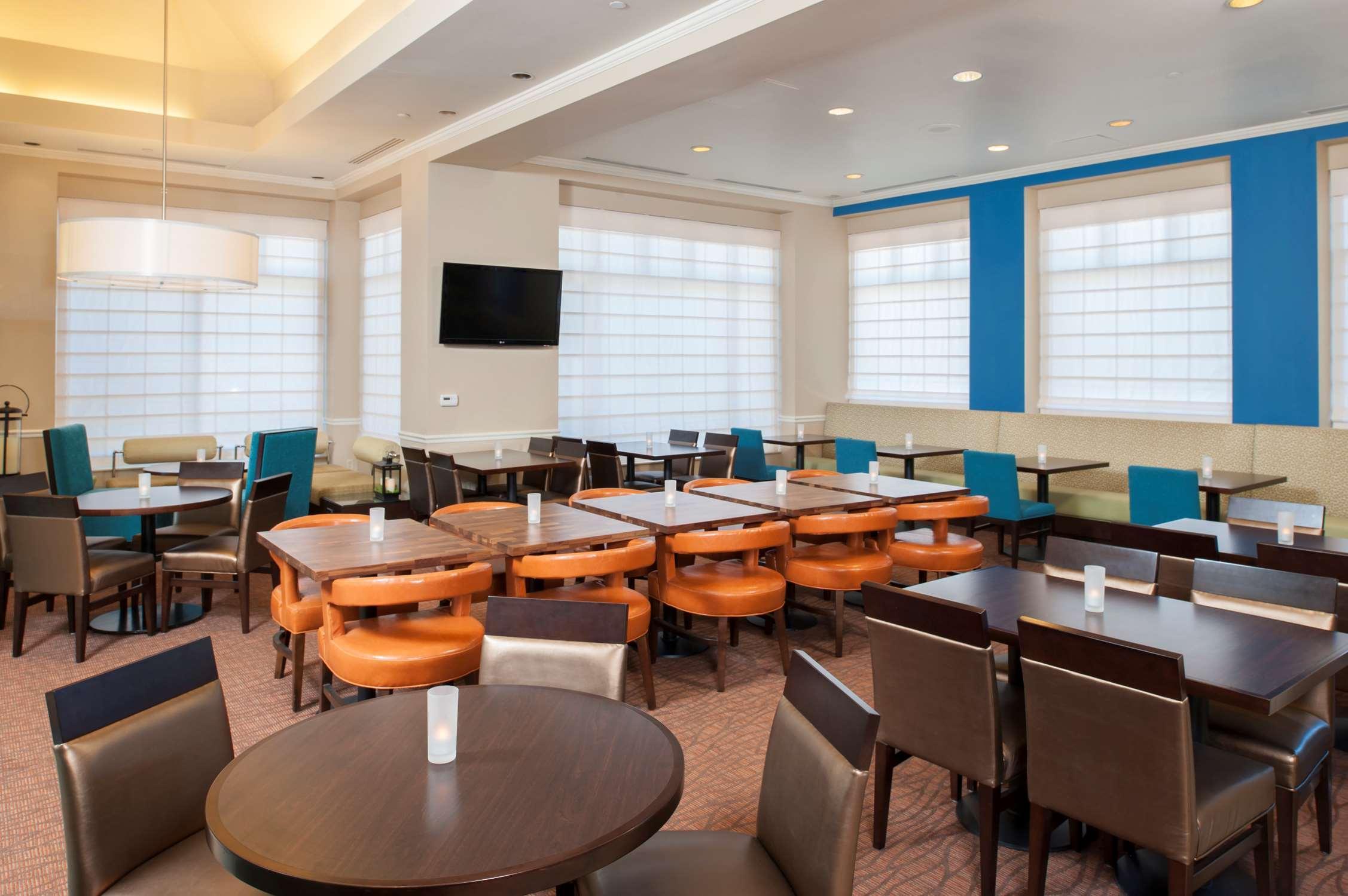 Hilton Garden Inn Плимут Экстерьер фото