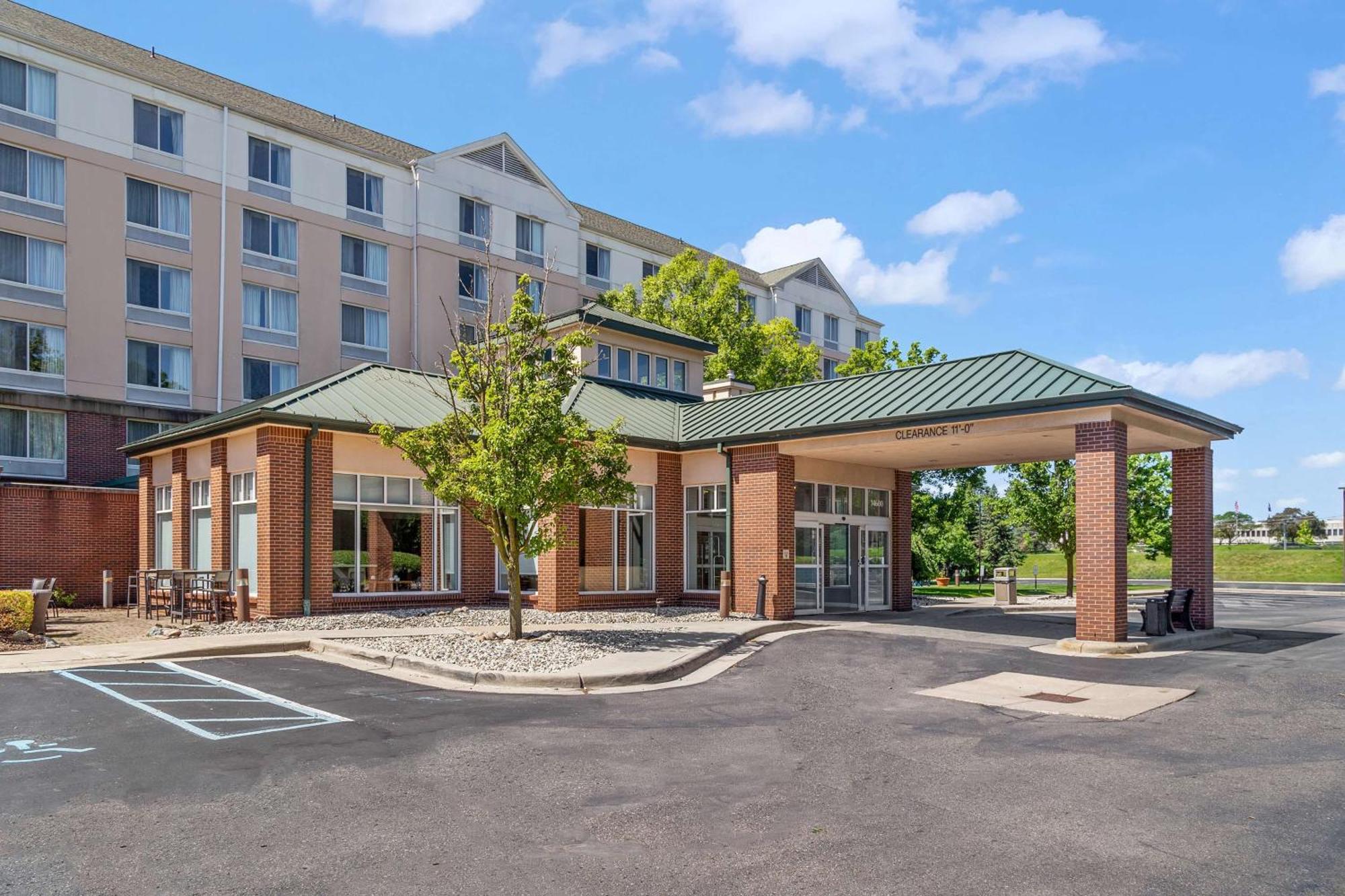 Hilton Garden Inn Плимут Экстерьер фото