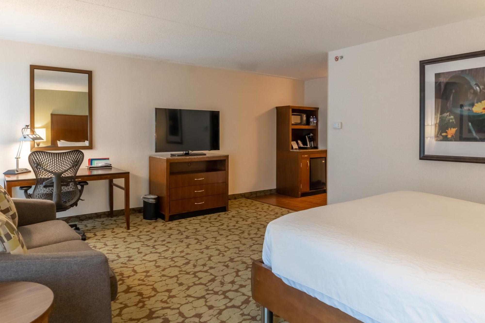 Hilton Garden Inn Плимут Экстерьер фото